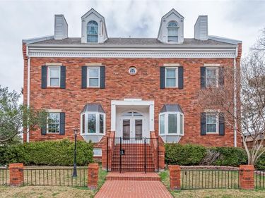 4034 Rawlins Street, Unit 208, Dallas, TX 75219