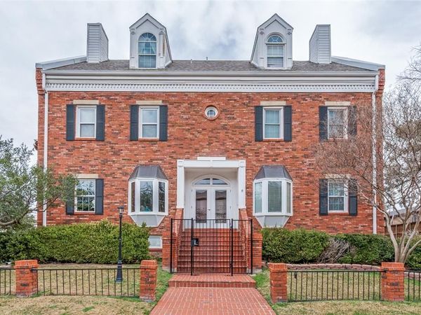 4034 Rawlins Street, Unit 208, Dallas, TX 75219