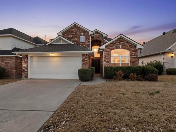 714 Ashbrook Court, Euless, TX 76039