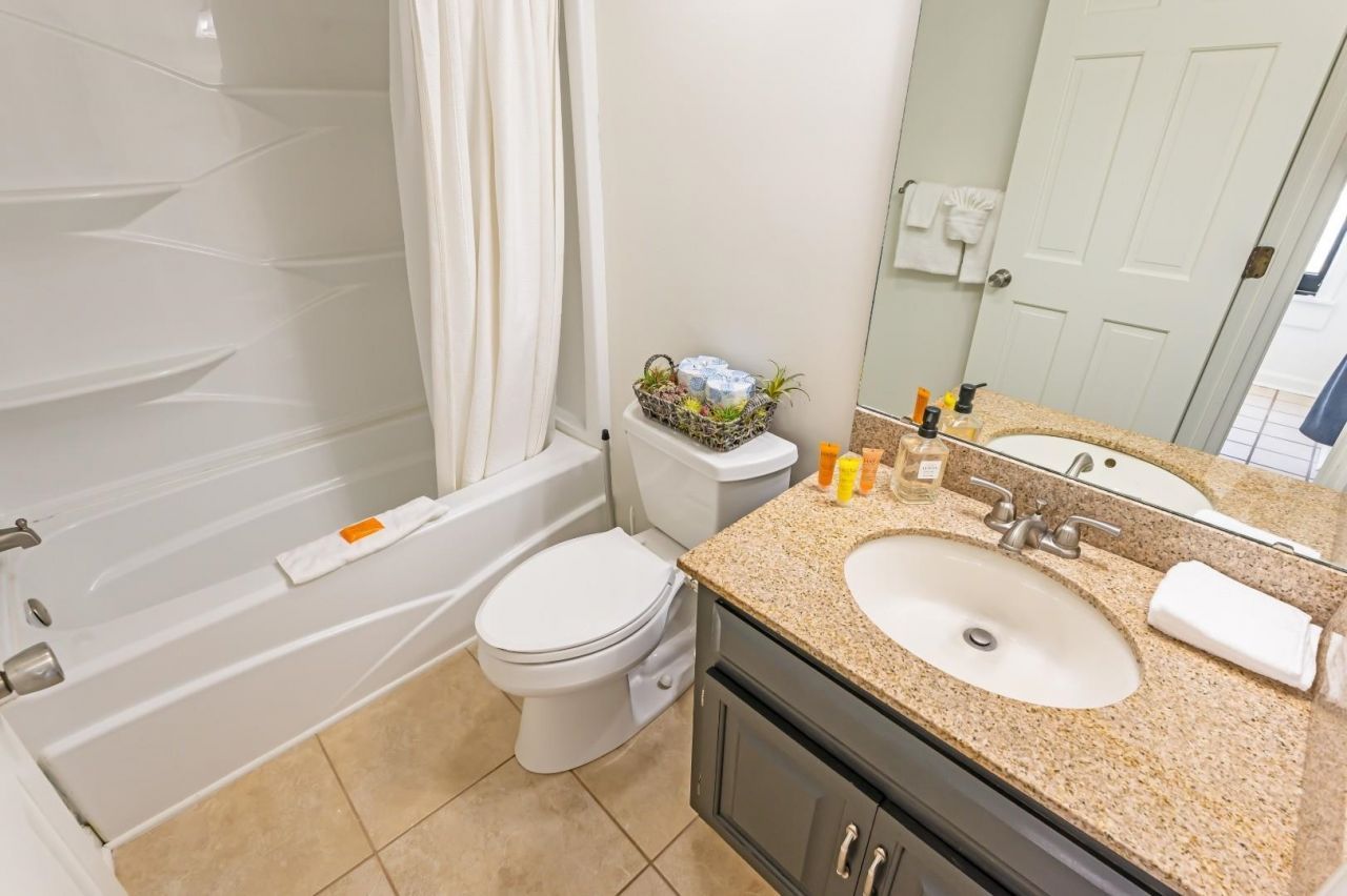 1015 South Ocean Blvd. Photo 17