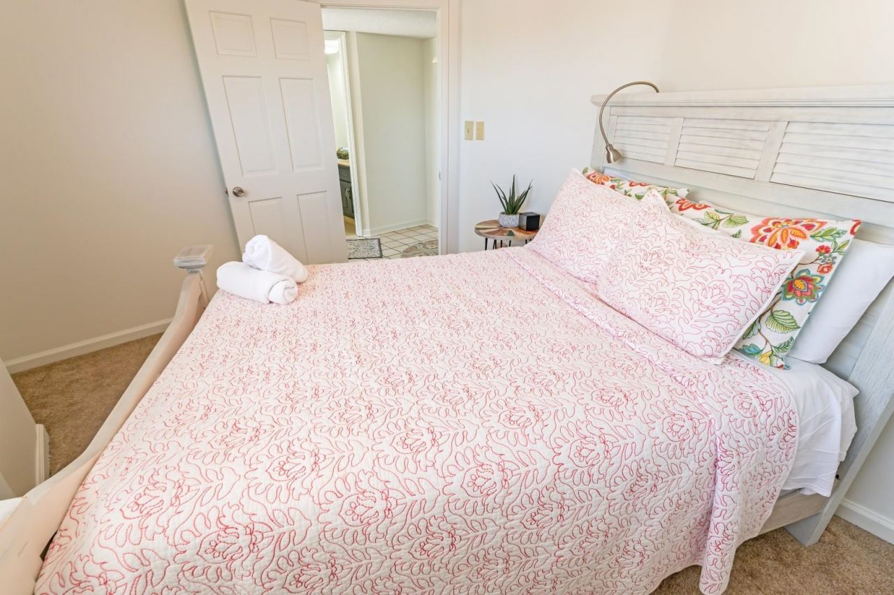 1015 South Ocean Blvd. Photo 51