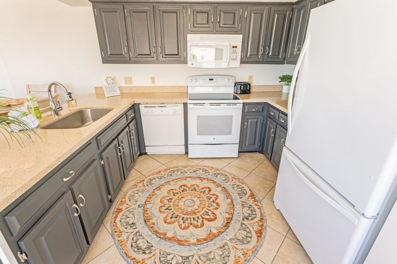 1015 South Ocean Blvd. Photo 9