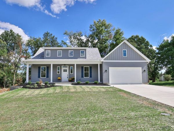 8128 Sycamore Street, Maineville, OH 45039