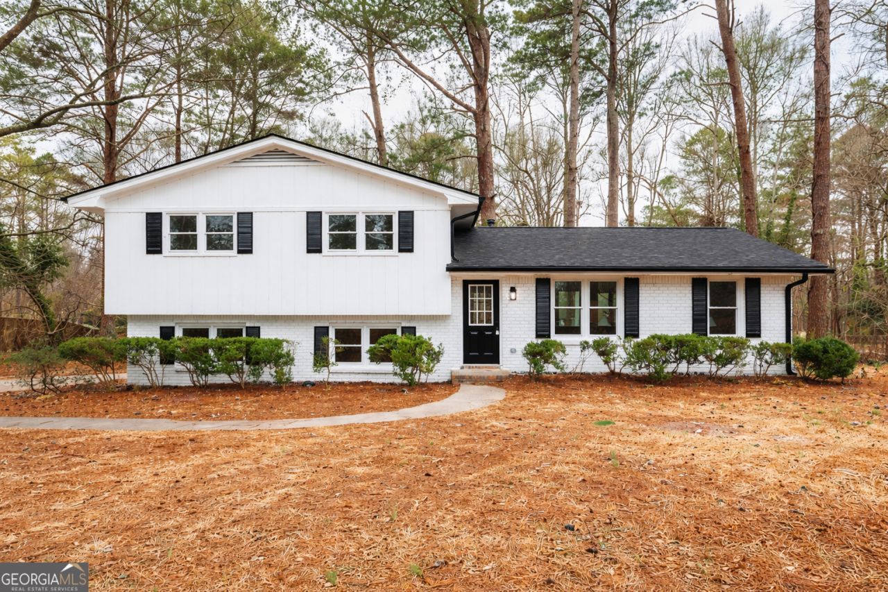 2051 Forest Drive Fayetteville, GA 30214