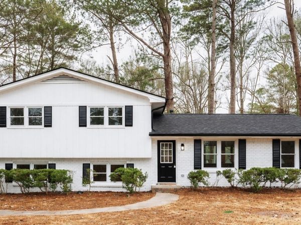 2051 Forest Drive, Fayetteville, GA 30214