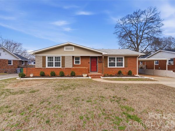 4000 Fieldcrest Road, Charlotte, NC 28217