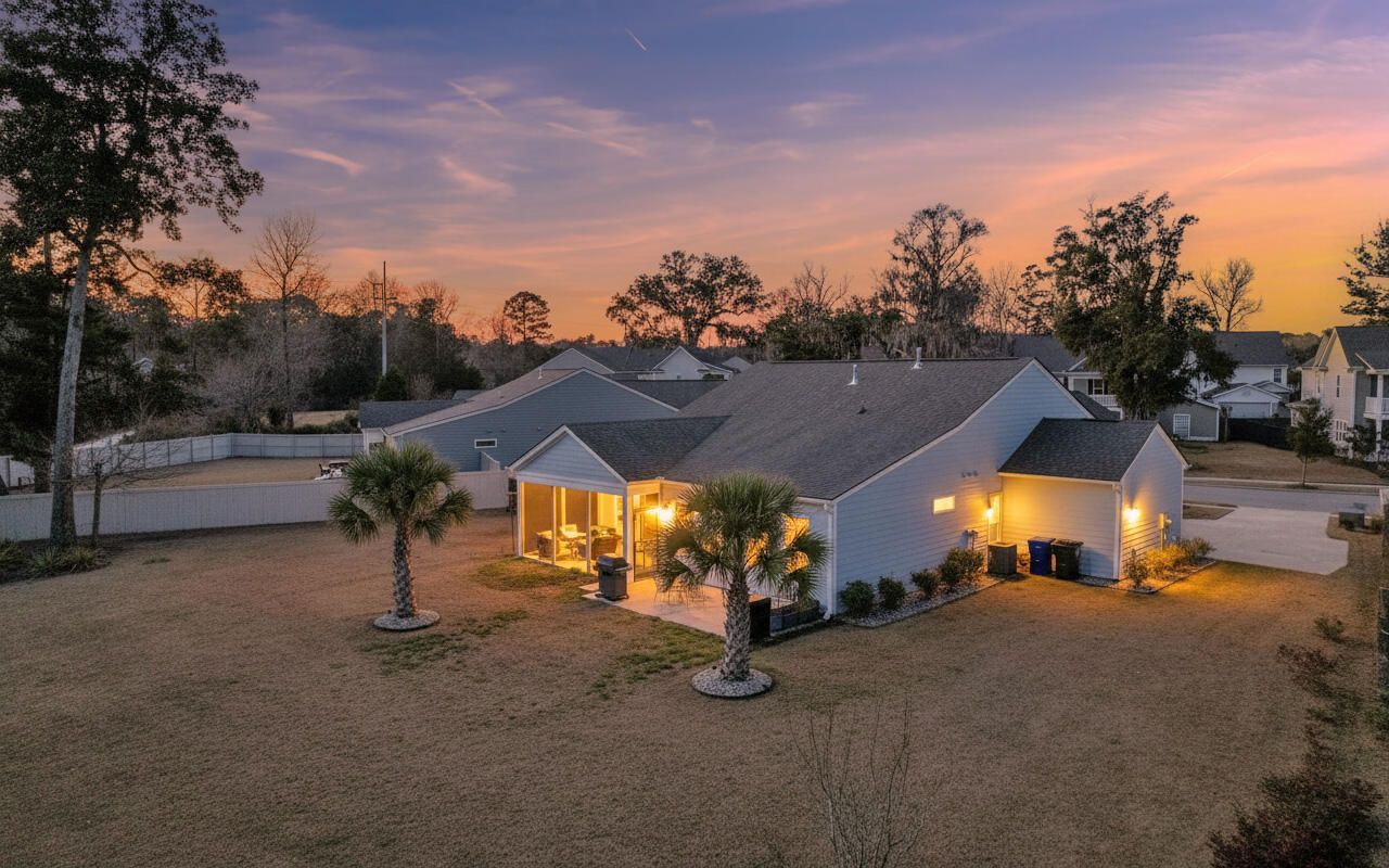 2186 Saint Johns Woods Parkway Photo 16