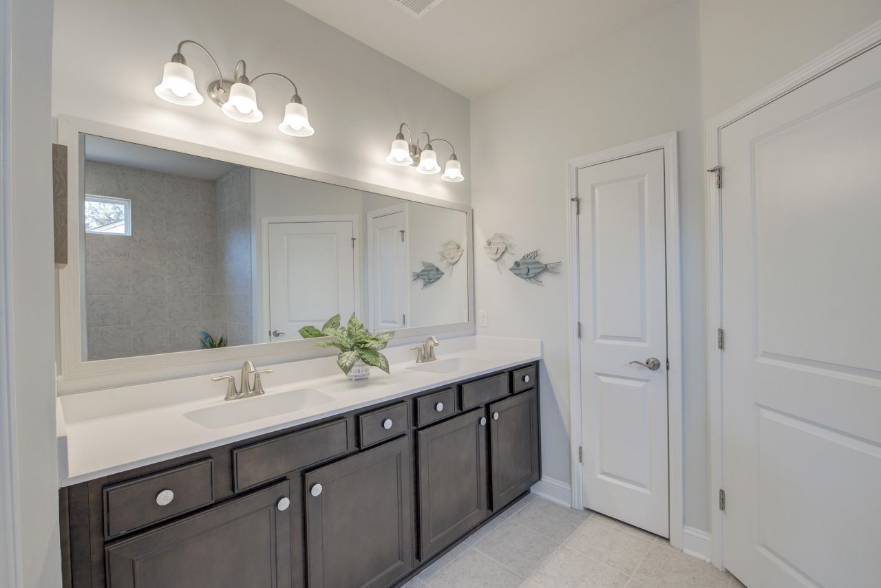 2186 Saint Johns Woods Parkway Photo 25