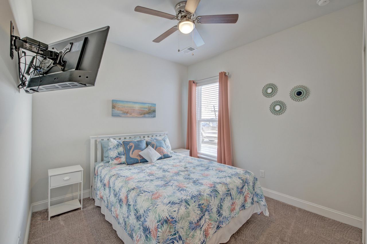 2186 Saint Johns Woods Parkway Photo 26