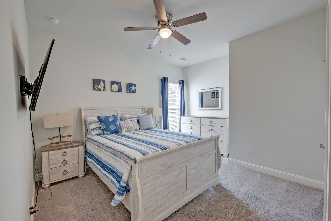 2186 Saint Johns Woods Parkway Photo 29