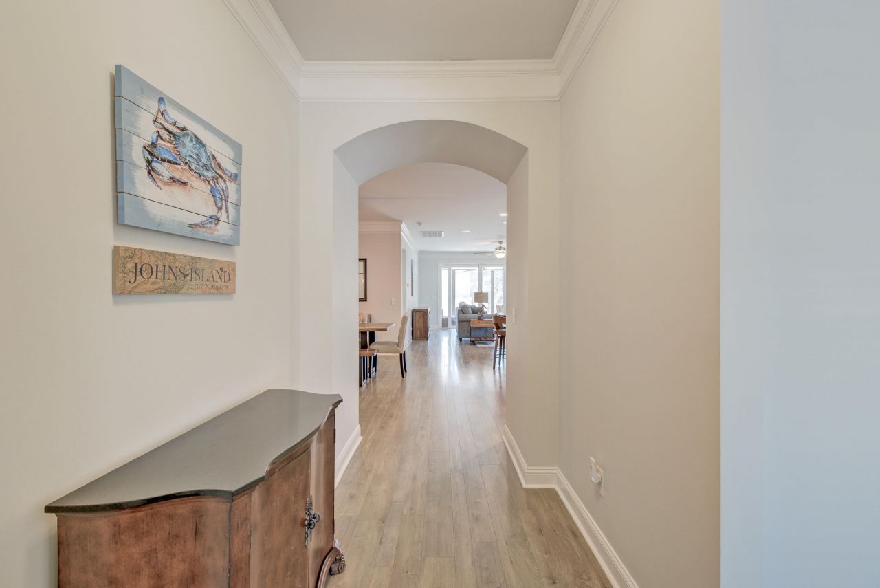 2186 Saint Johns Woods Parkway Photo 36