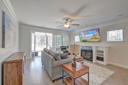 2186 Saint Johns Woods Parkway photo 4