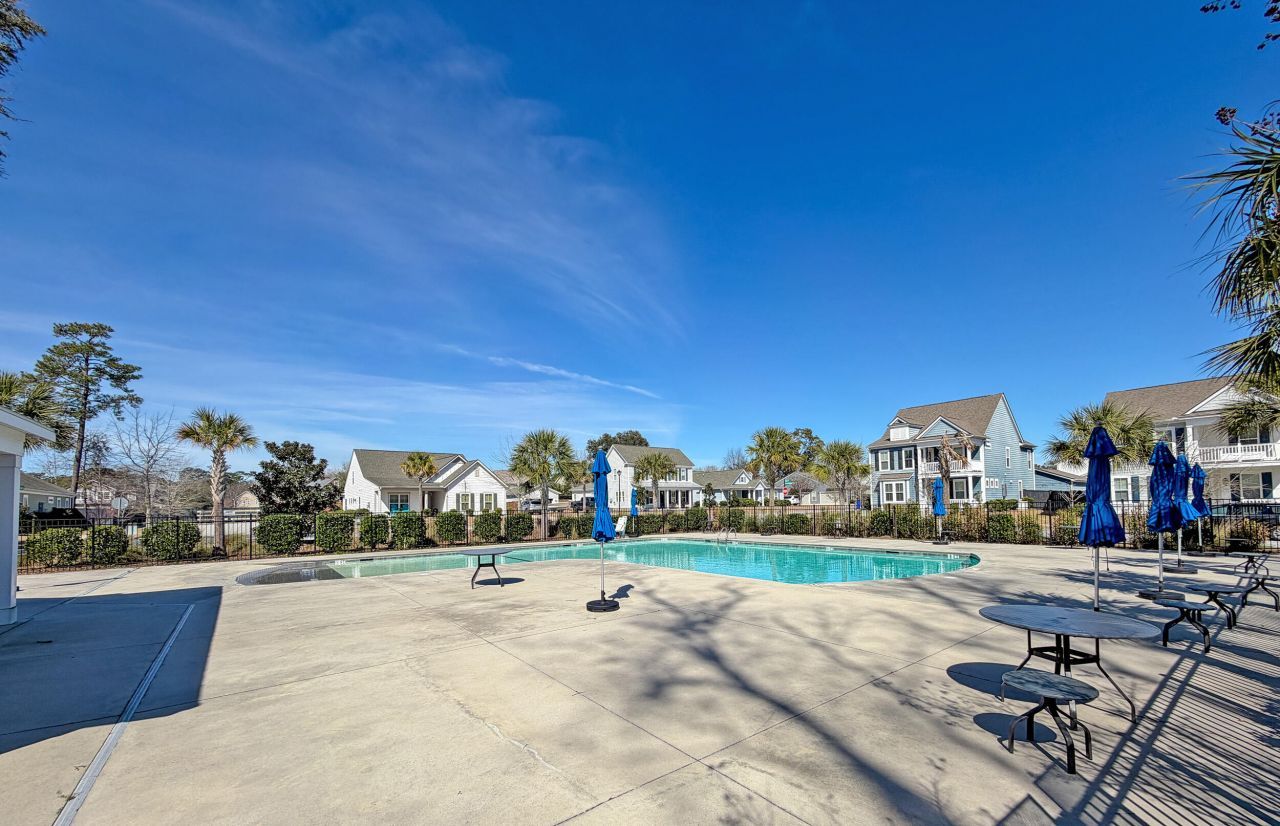 2186 Saint Johns Woods Parkway Photo 66