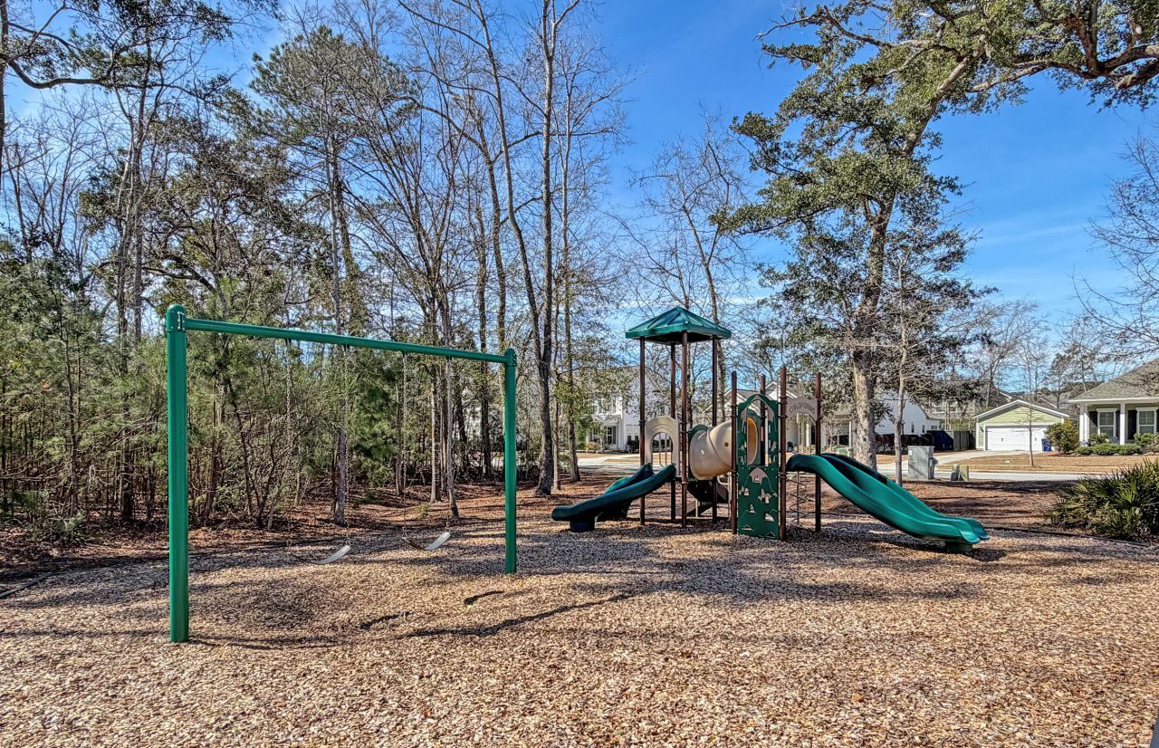 2186 Saint Johns Woods Parkway Photo 68