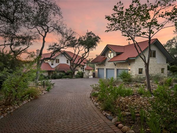 19905 Angel Bay DR, Spicewood, TX 78669