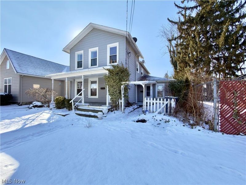 142 1/2 Beaver Court, Amherst, OH 44001 Photo 1