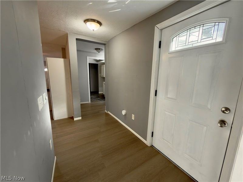 142 1/2 Beaver Court, Amherst, OH 44001 Photo 3