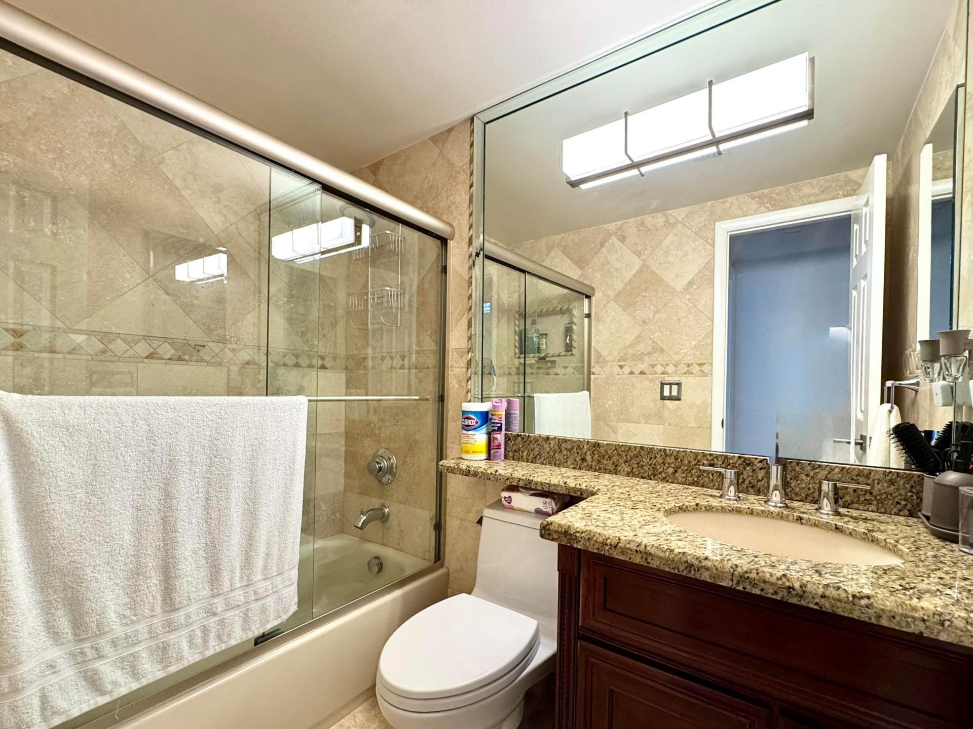 2840 S Oakland Forest Drive, Unit 2906, Oakland Park, FL 33309 Photo