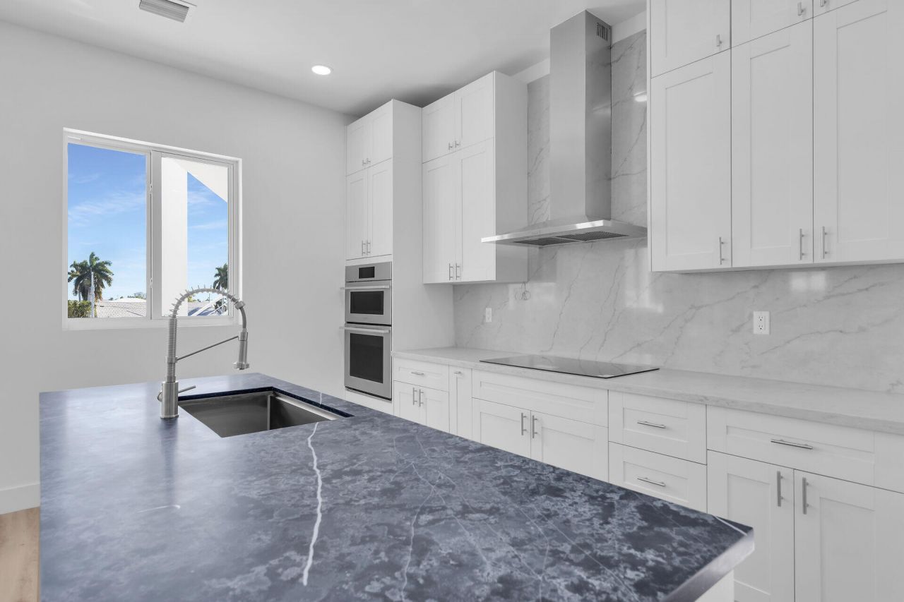 240 14th Street, Key Colony, FL 33051 Photo