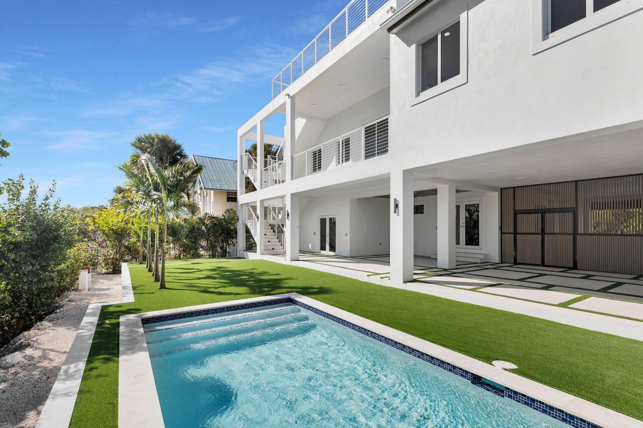 240 14th Street, Key Colony, FL 33051 Photo