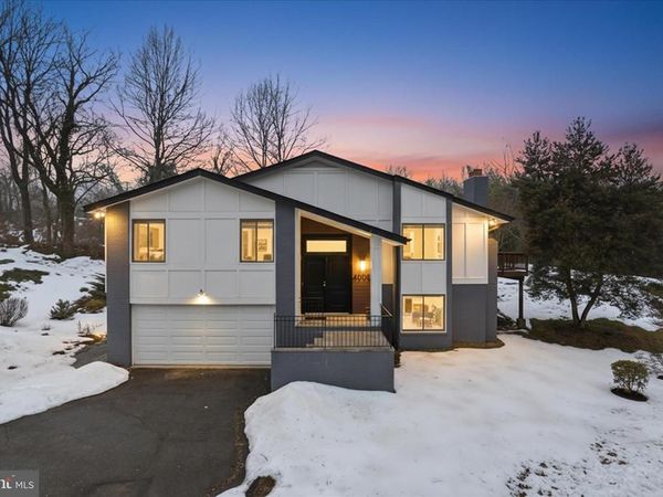 4000 N RICHMOND STREET , ARLINGTON, VA 22207