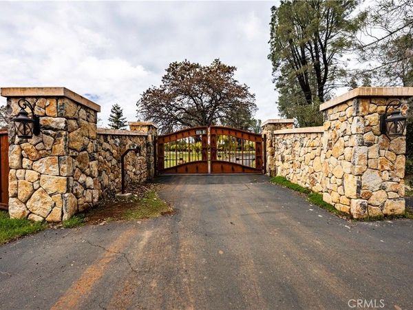 18501 Rustic Ridge, Lower Lake, CA 95457