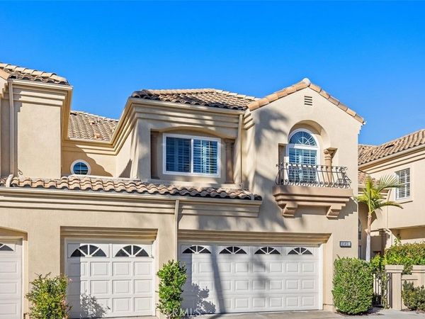 25851 Cordova, Laguna Hills, CA 92653