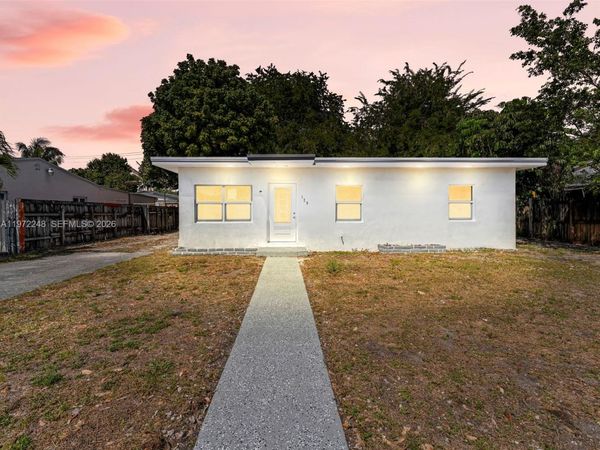 120 Seaman Ave, Opa-Locka, FL 33054