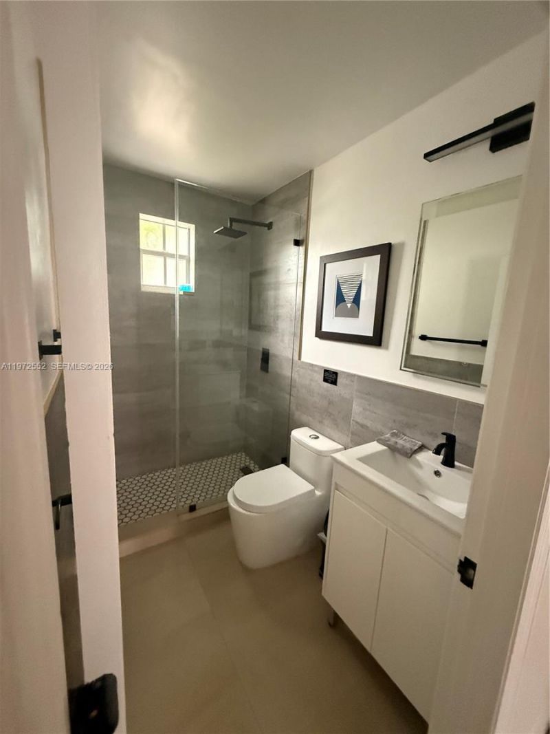 5648 SW 5th Ter , Miami, FL 33134 Photo