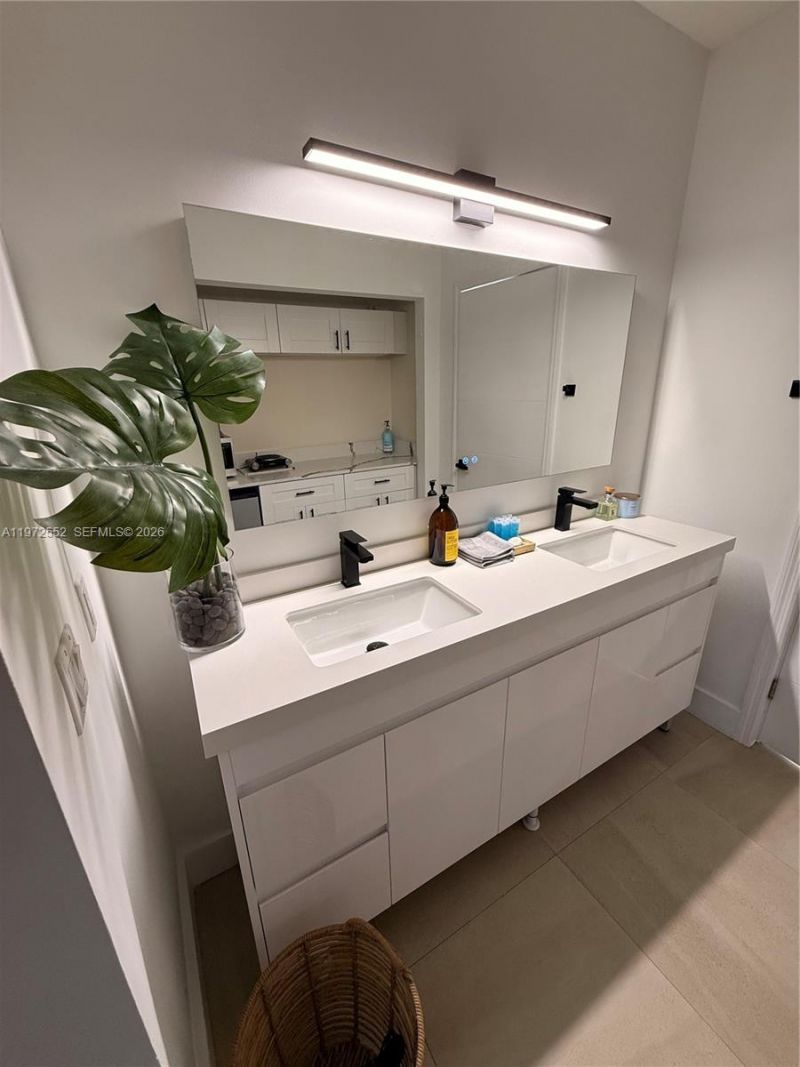 5648 SW 5th Ter , Miami, FL 33134 Photo