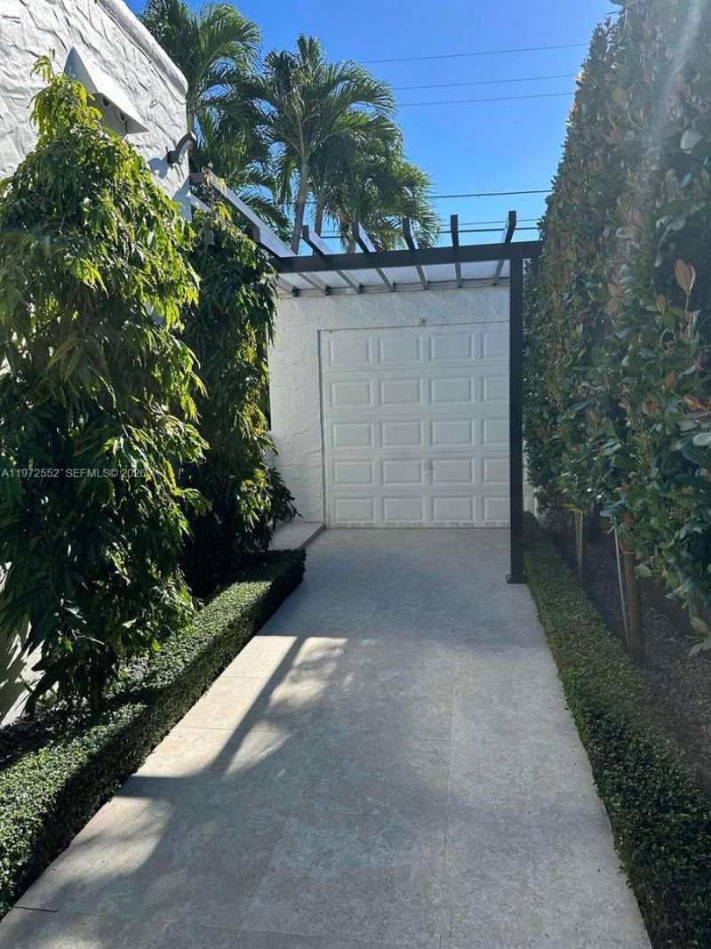 5648 SW 5th Ter , Miami, FL 33134 Photo