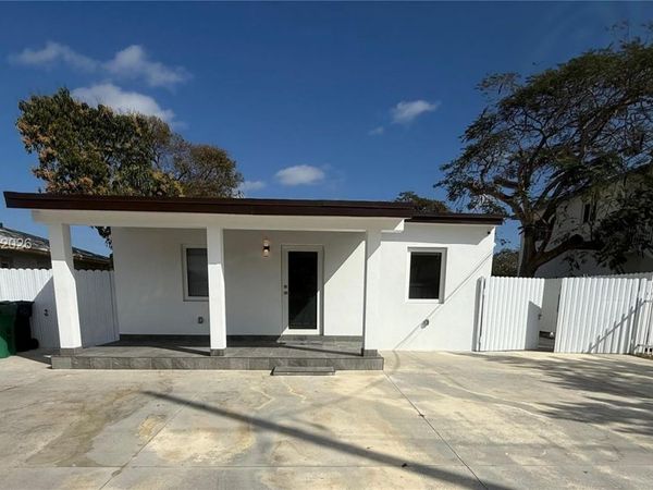 12223 SW 219th St, Miami, FL 33170