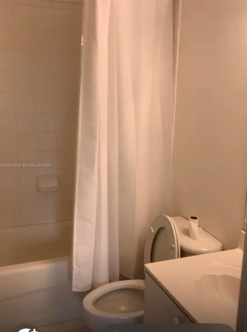 1270 SE 26th St, Unit 204, Homestead, FL 33035 Photo