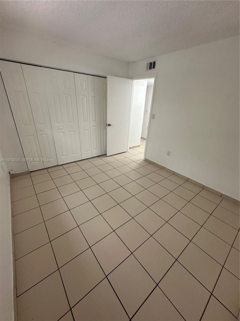 10839 NW 7th St, Unit 12-24, Miami, FL 33172 Photo
