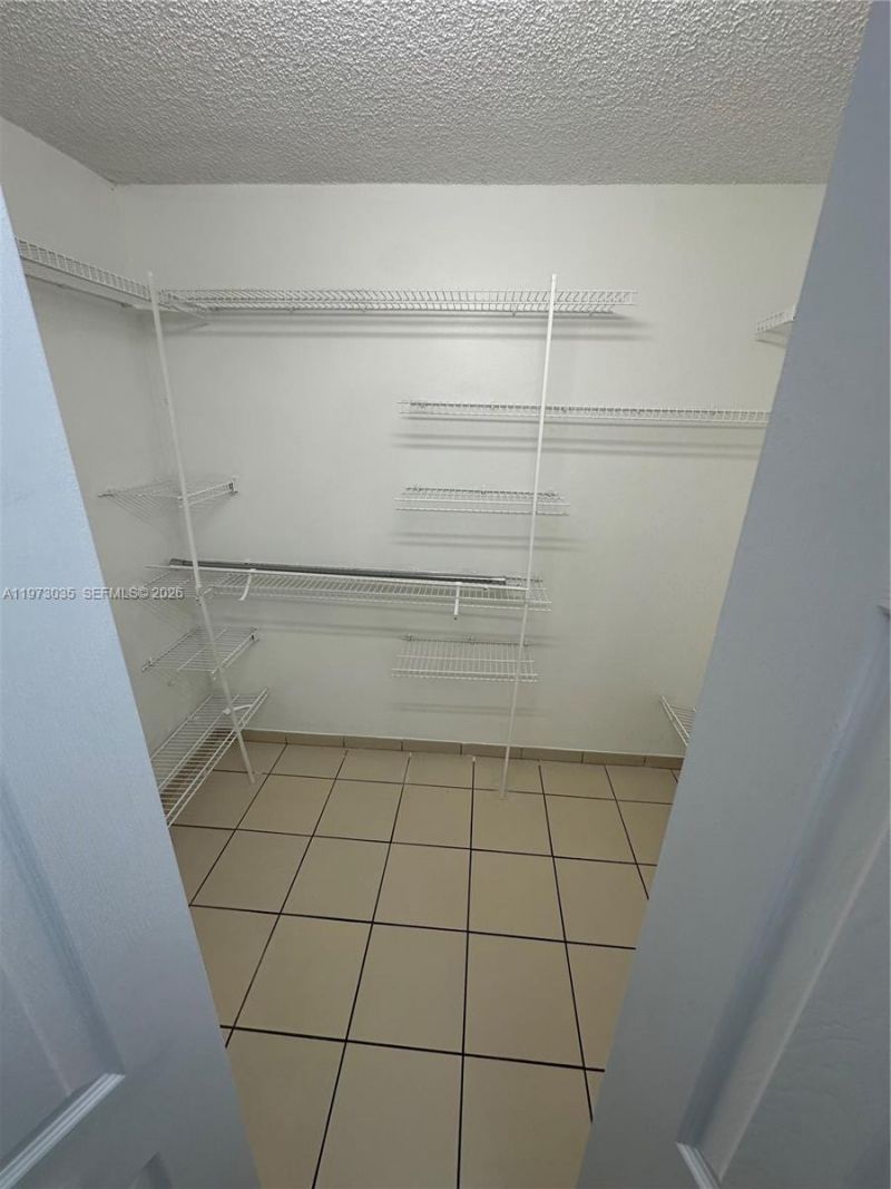 10839 NW 7th St, Unit 12-24, Miami, FL 33172 Photo