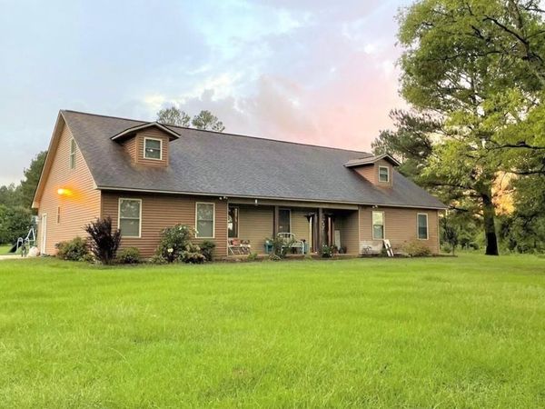 268 Bryer Lake Drive, Pontotoc, MS 38863