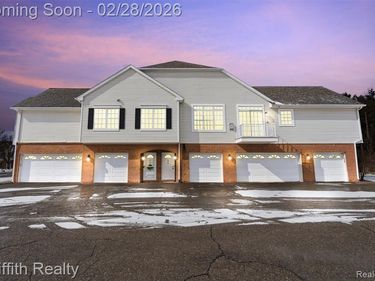 636 Olde English Circle, Howell Twp, MI 48855