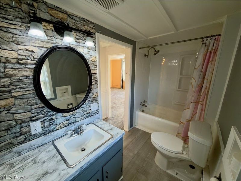 142 Beaver Court, Amherst, OH 44001 Photo 38