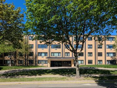 2500 Blaisdell Avenue, Unit 206, Minneapolis, MN 55404