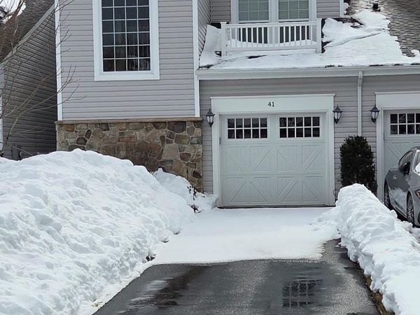 41 Greentree Court , Shirley, NY 11967