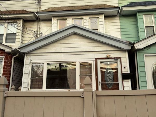 85-27 102nd Street, Richmond Hill, NY 11418