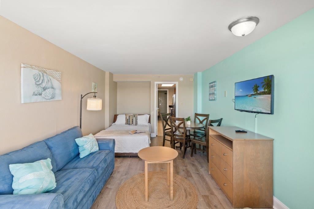 1508 S Ocean Blvd. S Photo 8