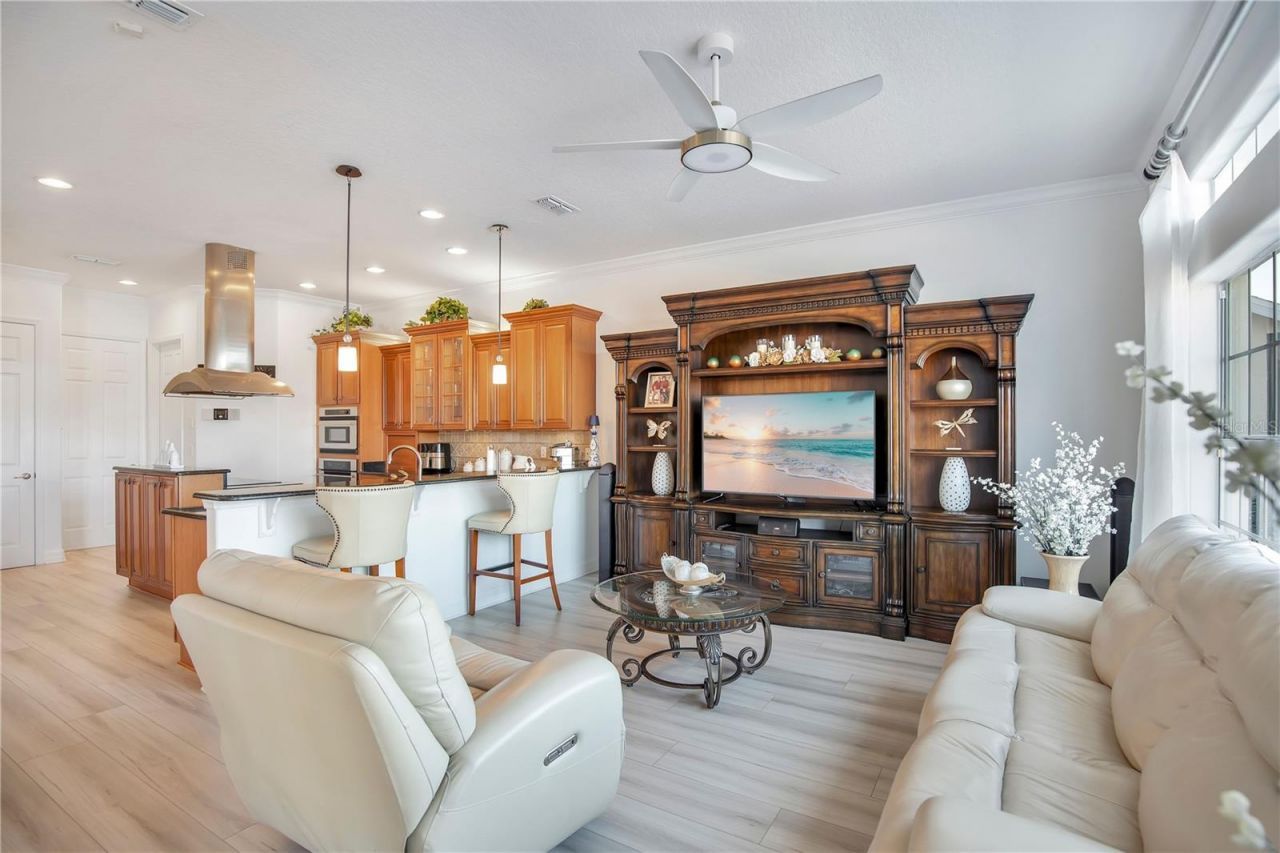 16356 Bristol Lake Circle , Orlando, FL 32828 Photo