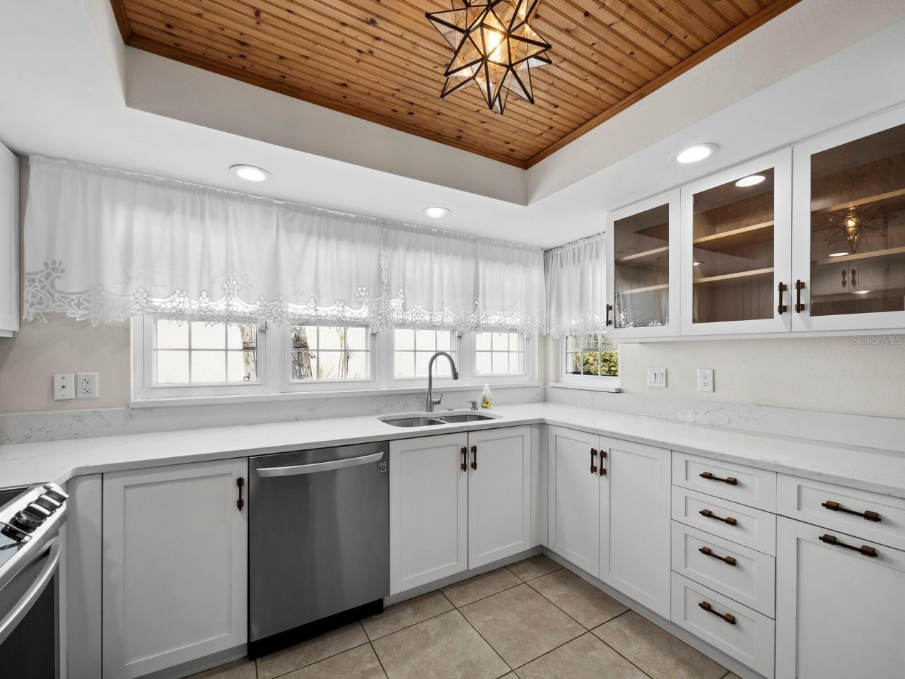 3435 Winding Oaks Drive, Unit 18, Longboat Key, FL 34228 Photo