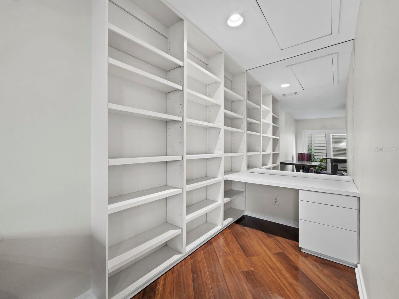 3435 Winding Oaks Drive, Unit 18, Longboat Key, FL 34228 Photo