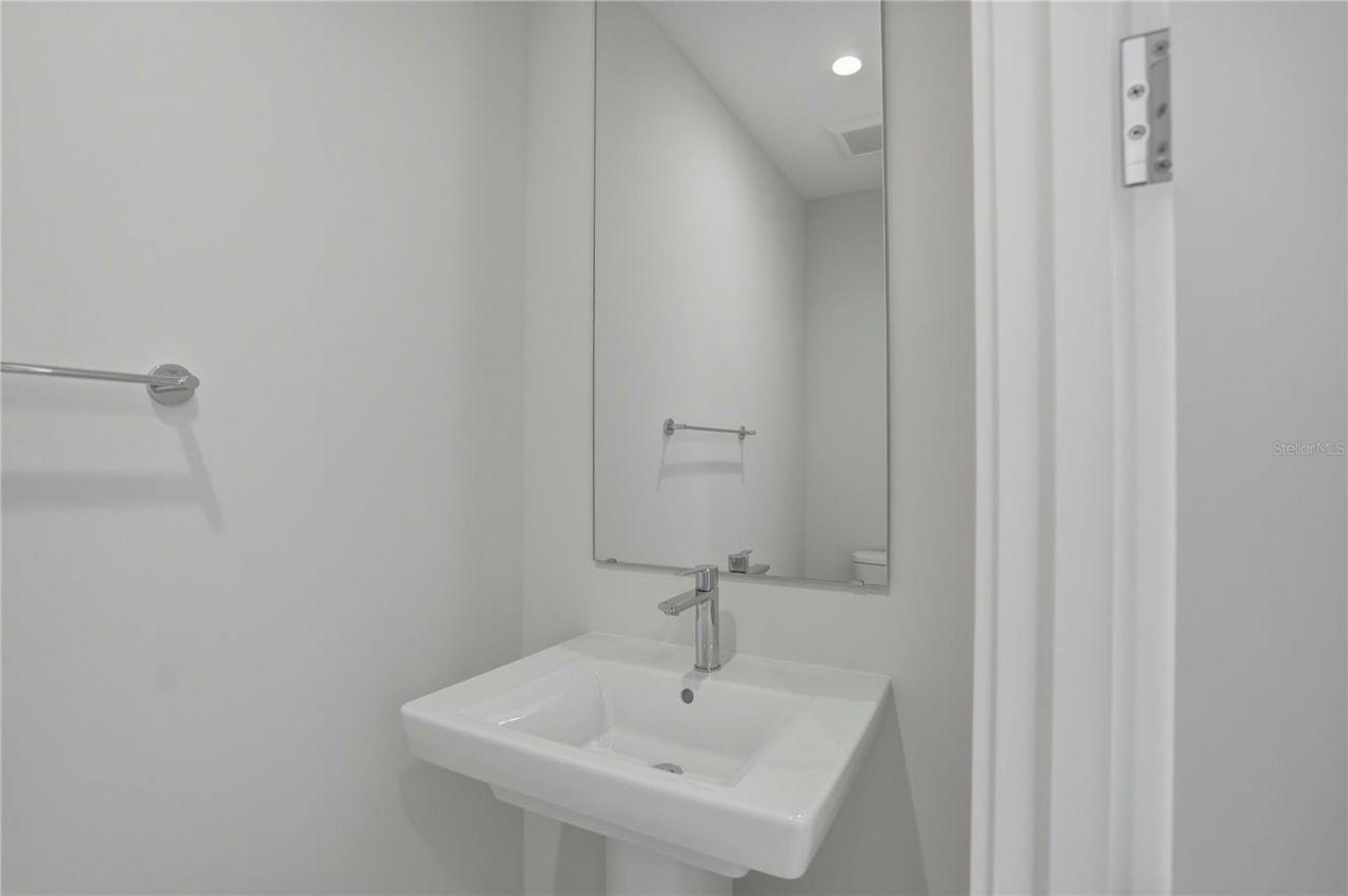 275 1st Avenue S, Unit 3908, Saint Petersburg, FL 33701 Photo