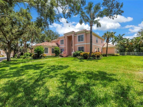 4930 SANDPIPER LANE S, ST PETERSBURG, FL 33711