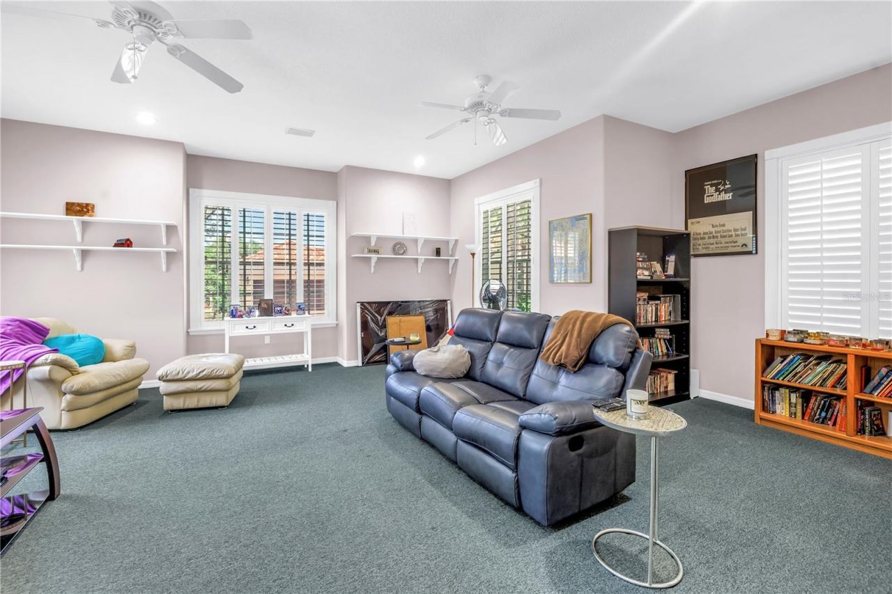 4930 Sandpiper Lane S, Saint Petersburg, FL 33711 Photo