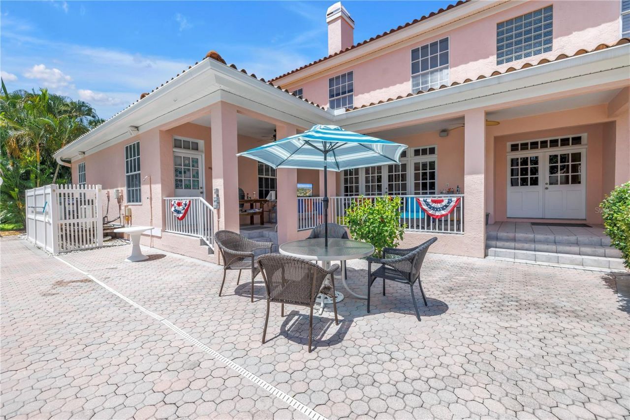 4930 Sandpiper Lane S, Saint Petersburg, FL 33711 Photo