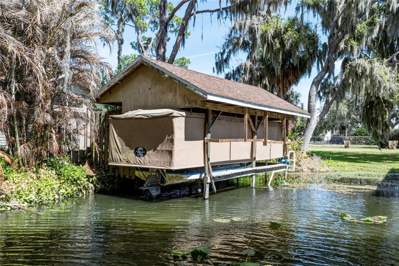 11322 Dead River Road, Tavares, FL 32778 Photo